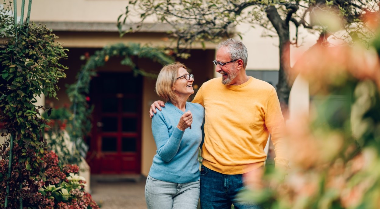 happy-old-couple